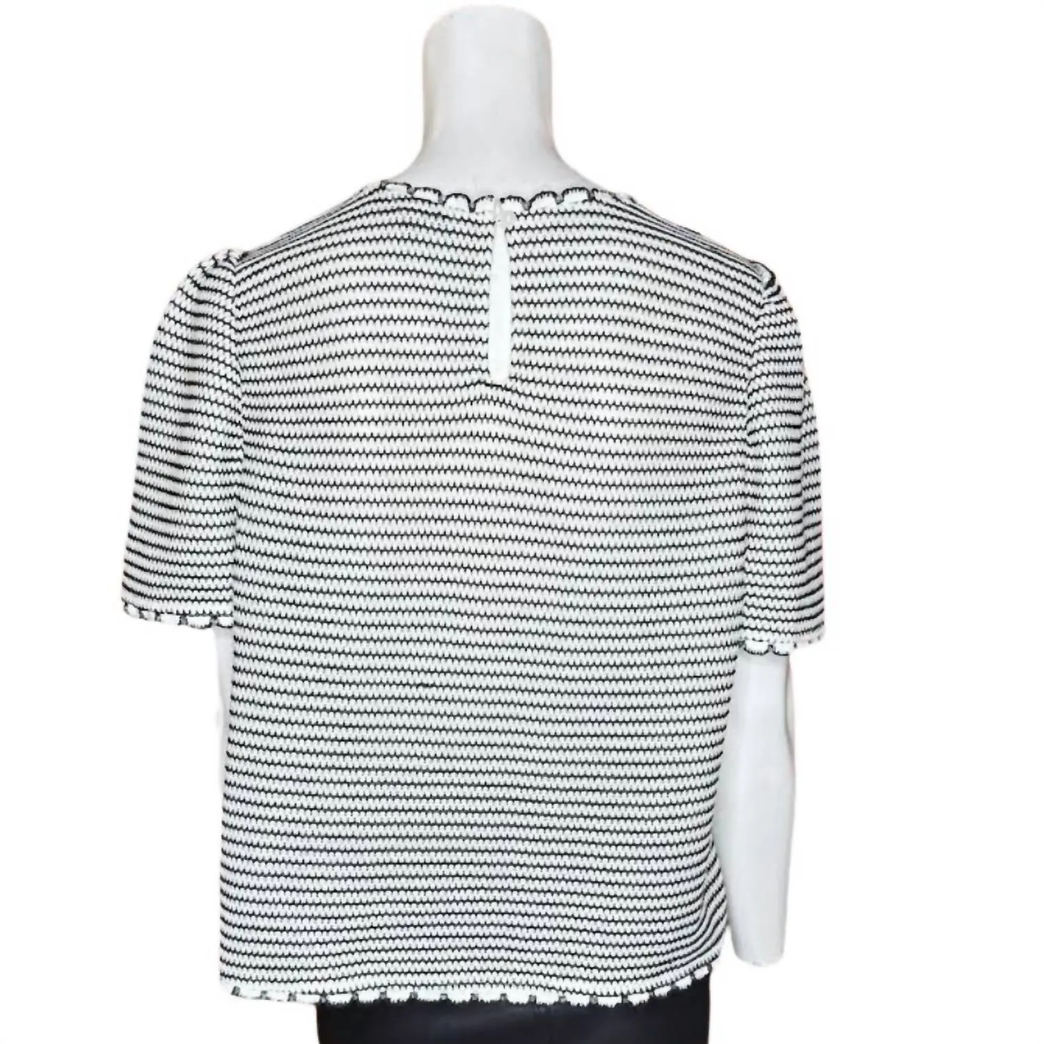 Adrianna Papell - Scallop Trim Short Sleeve Top