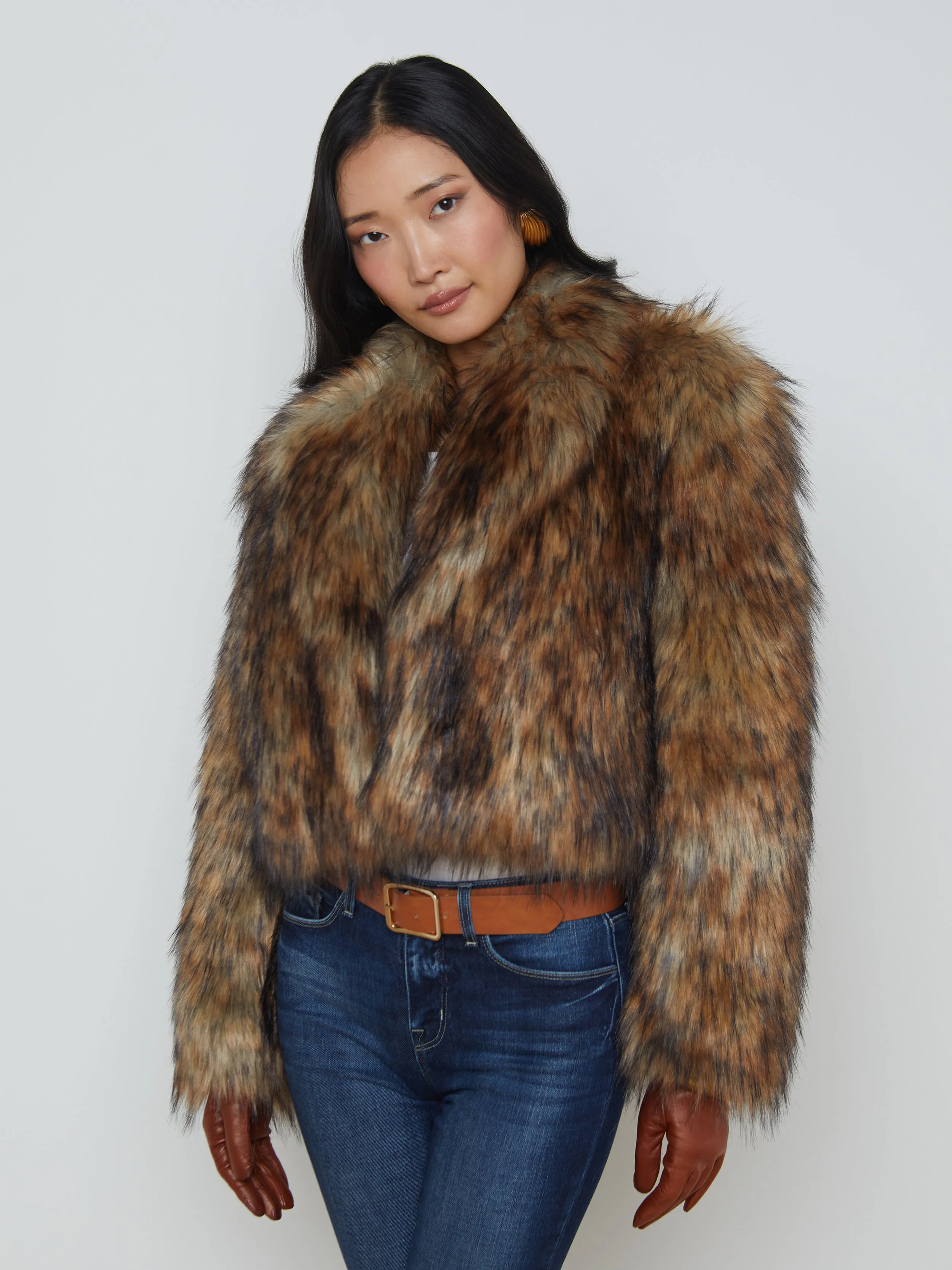 Sure! Here’s an optimized title for the product:

Luxurious Aura Faux Fur Coat for Women - Stylish Longline Jacket with Plush Comfort and Elegant Design

Feel free to adjust any specifics based on your target audience or brand style!