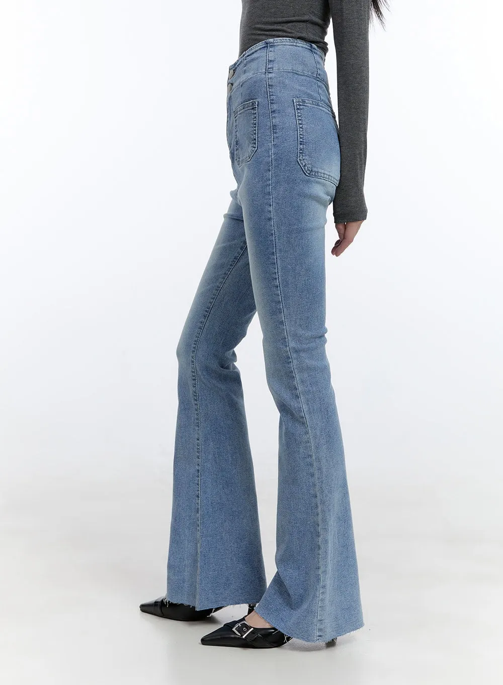 Double-Buttoned Pocket Bootcut Jeans CG412