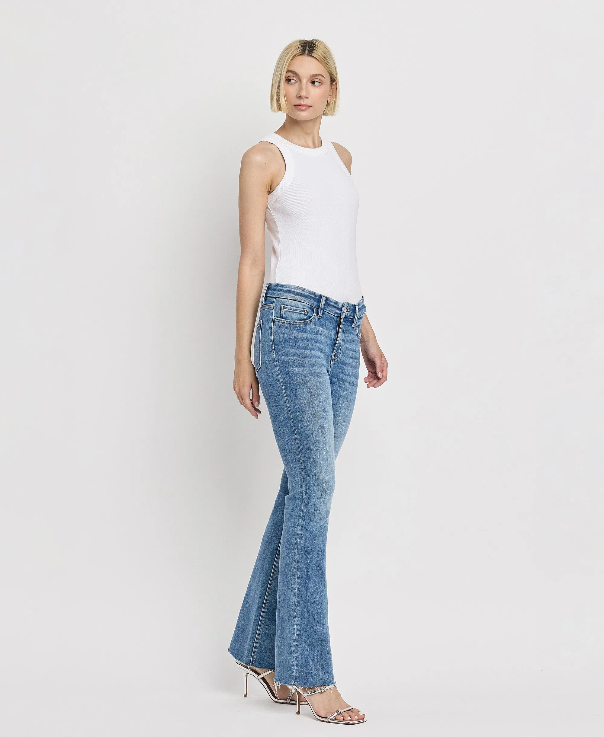 Flores Sea Mid Rise Seamless Waistband Bootcut Jeans for Effortless Style and Comfort