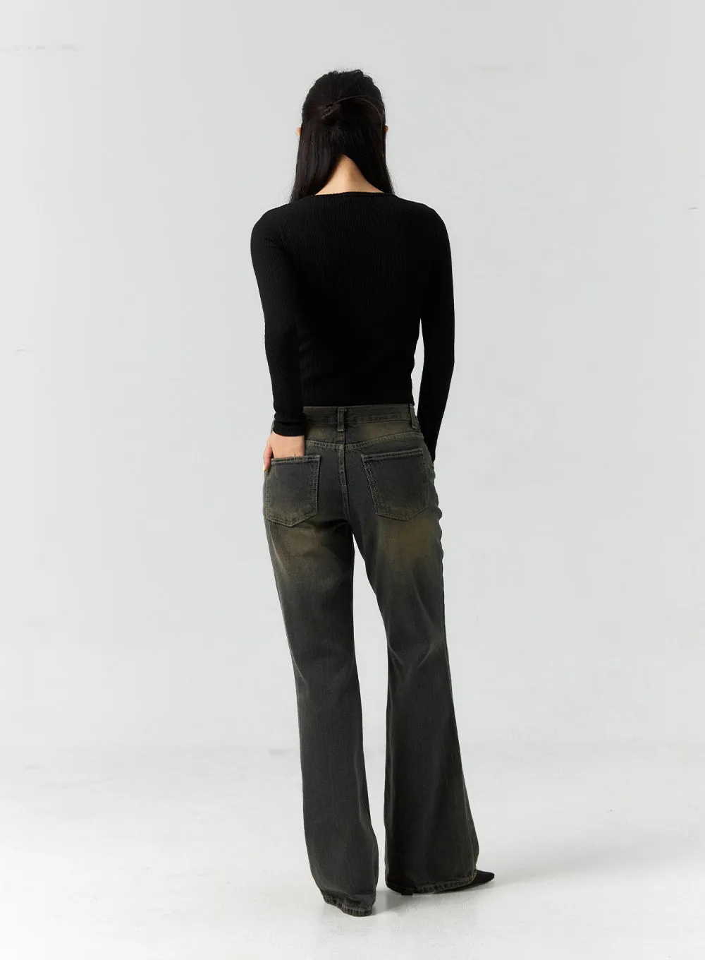 Low Rise Bootcut Jeans CS303