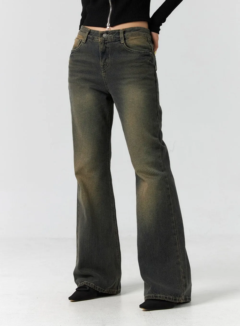 Low Rise Bootcut Jeans CS303