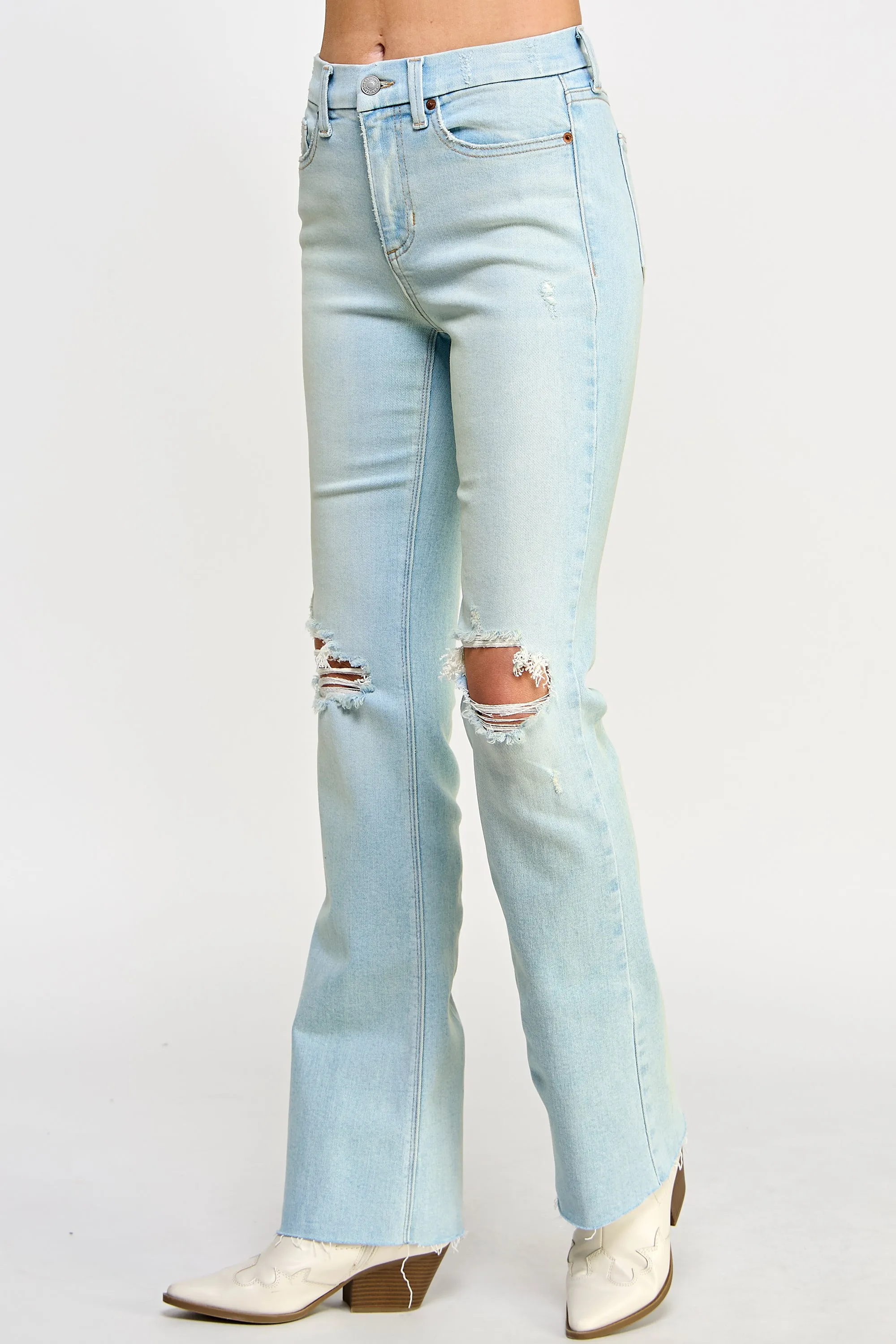 M RISE SLIM BOOTCUT W KNEE DISTRESSING IN LIGHT    /  SP-P12499