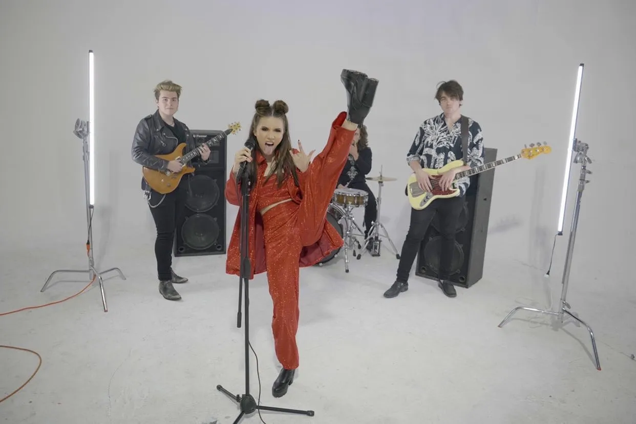 'Stella' 3-Piece Glitter Suit